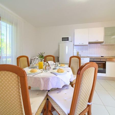 Apartments Loncar Крк Экстерьер фото