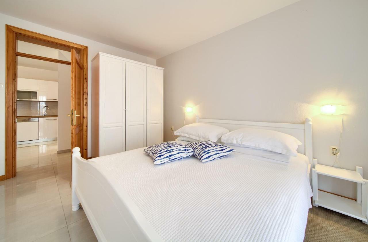 Apartments Loncar Крк Экстерьер фото