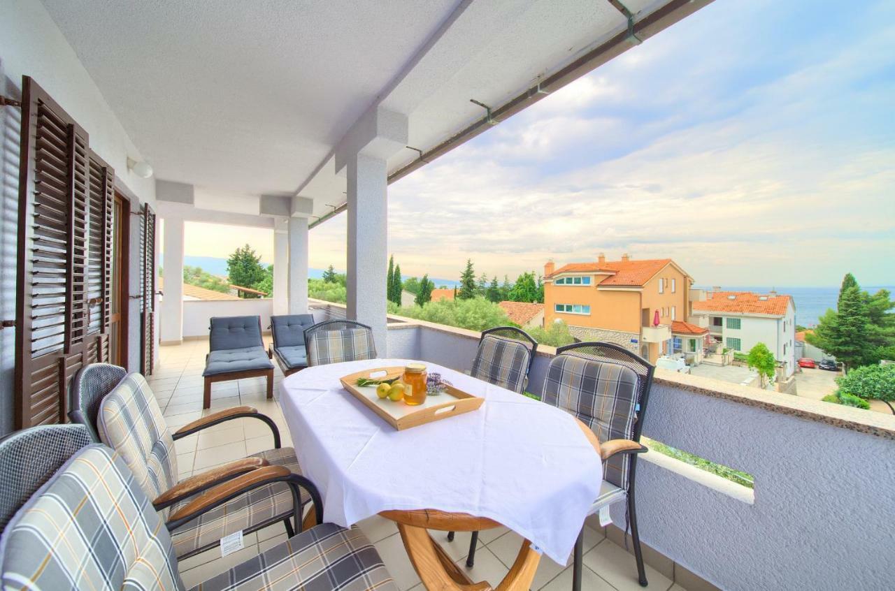 Apartments Loncar Крк Экстерьер фото