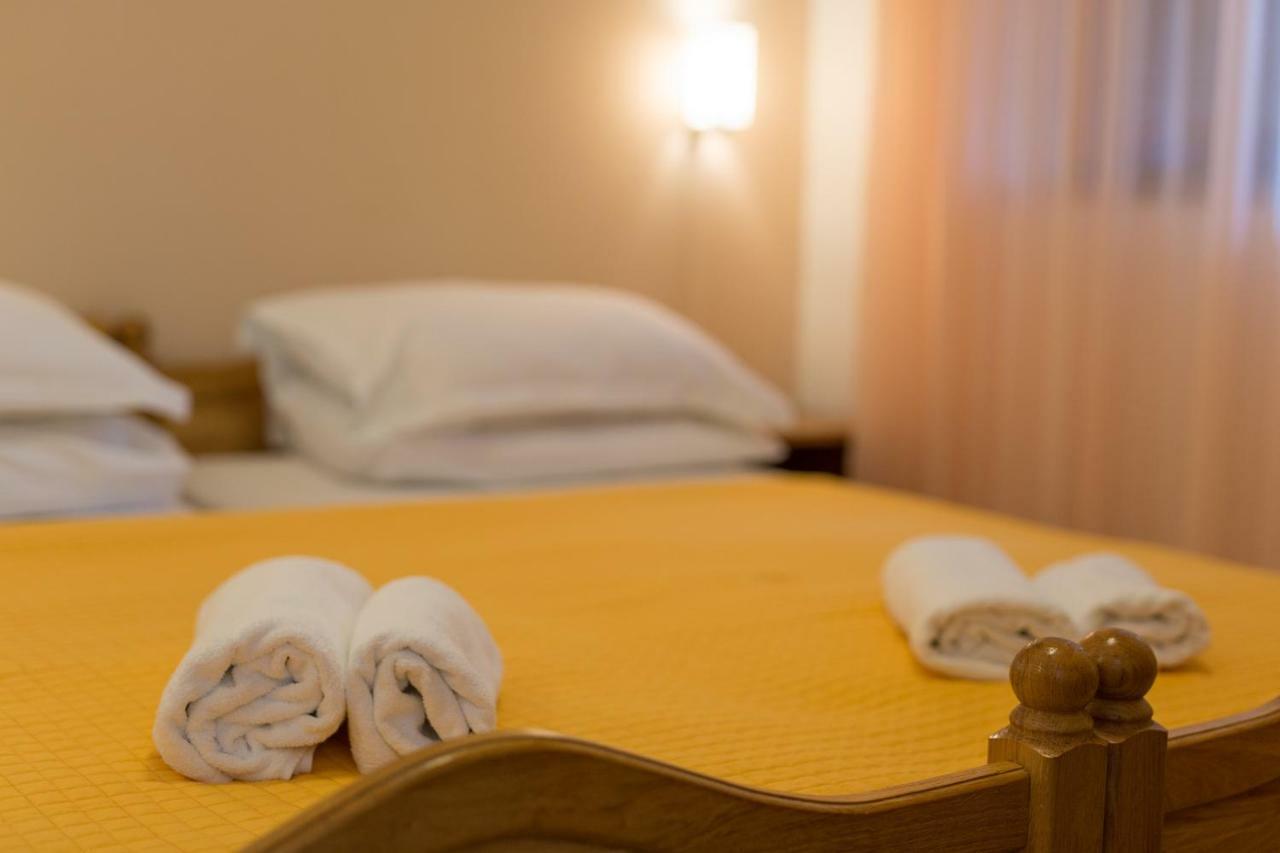 Apartments Loncar Крк Экстерьер фото